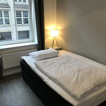 Hotel Fame Am Hauptbahnhof 함브루크 외부 사진