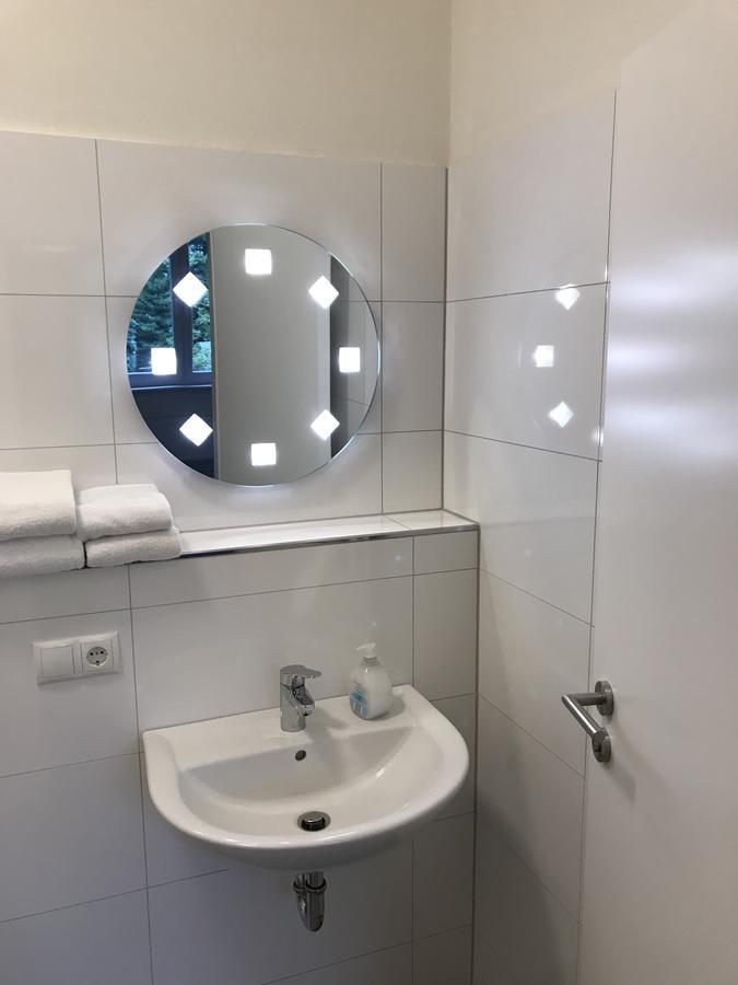 Hotel Fame Am Hauptbahnhof 함브루크 외부 사진