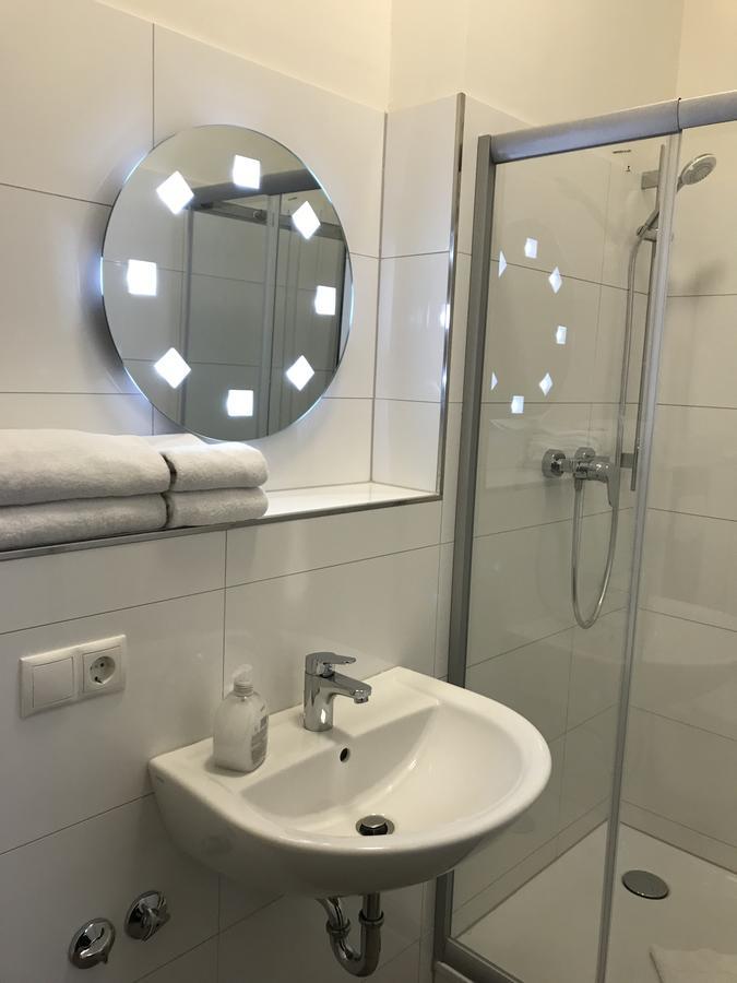 Hotel Fame Am Hauptbahnhof 함브루크 외부 사진