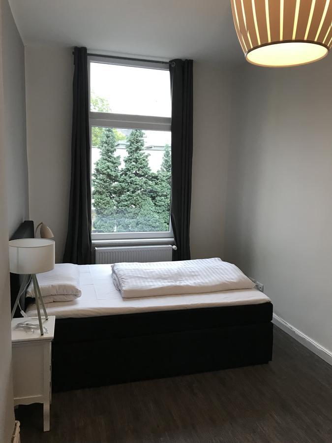 Hotel Fame Am Hauptbahnhof 함브루크 외부 사진